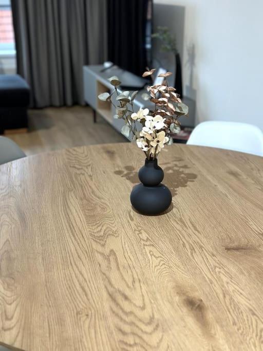 New Apartment Near Tipos Arena, Free Parking, Danubius One Building Bratislava Exteriér fotografie
